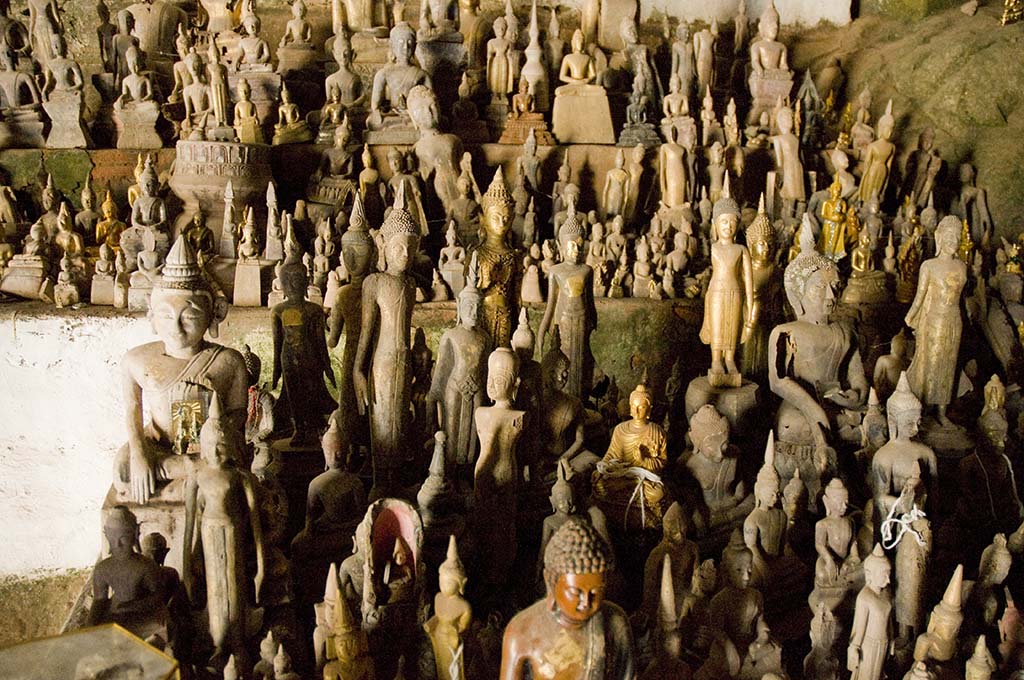 DOWN THE MEKONG RIVER 