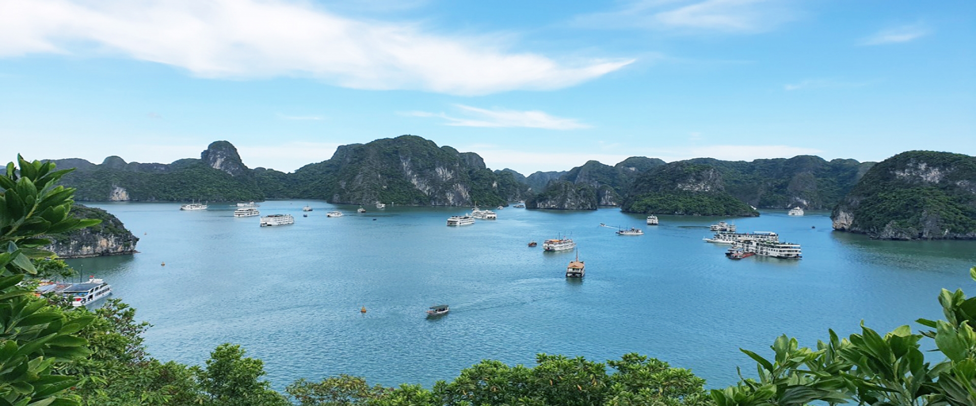 OVERNIGHT BOAT CRUISE ON HALONG BAY